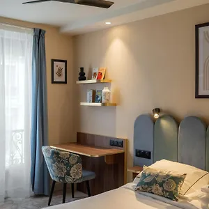 Boronali 3*, Paris France