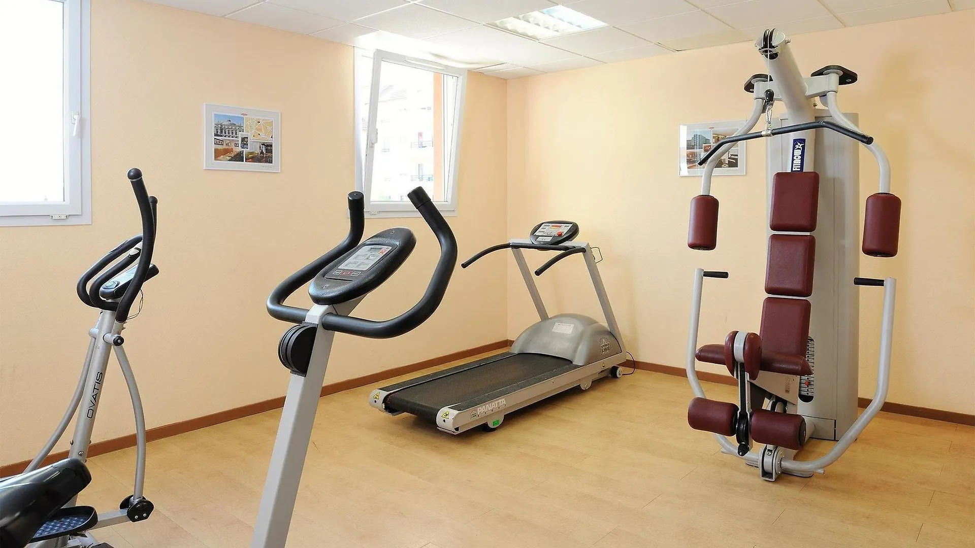 Aparthotel Sejours & Affaires Geneve Saint Genis