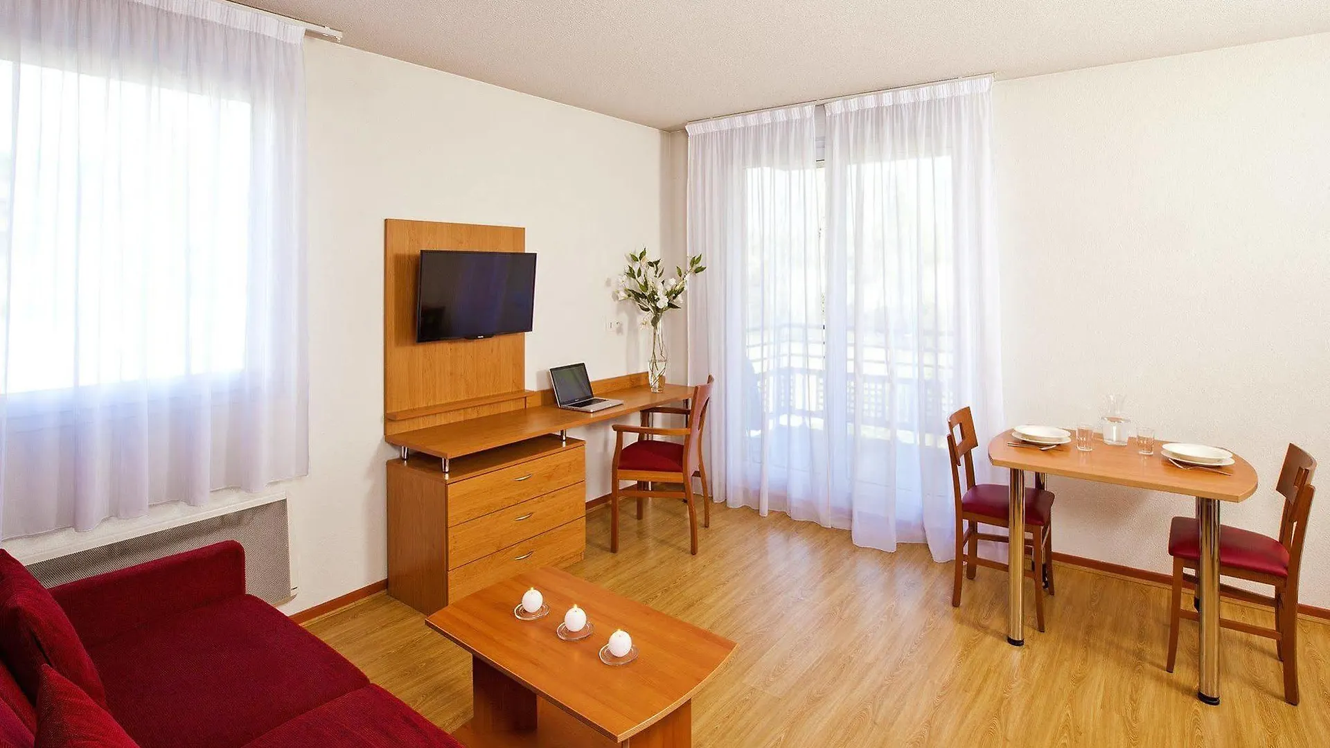 Aparthotel Sejours & Affaires Geneve Saint Genis Francie